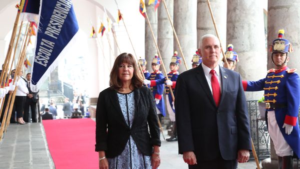 El vicepresidente de Estados Unidos, Mike Pence, visita la casa de Gobierno de Ecuador, en Quito El vicepresidente de Estados Unidos, Mike Pence, visita la casa de Gobierno de Ecuador, en Quito - Sputnik Mundo
