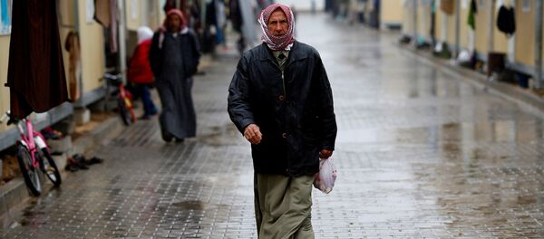 Un refugiado sirio en Turquía - Sputnik Mundo