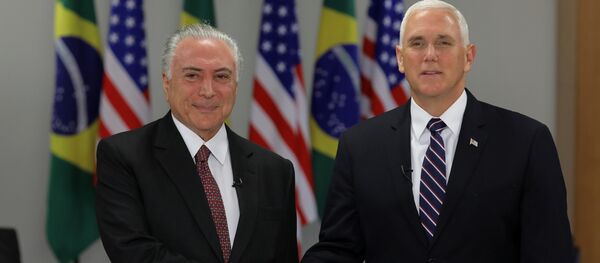 El presidente de Brasil, Michel Temer, y el vicepresidente de EEUU, Mike Pence - Sputnik Mundo