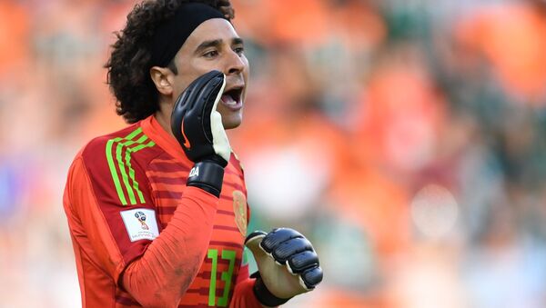 Portero mexicano Guillermo Ochoa - Sputnik Mundo