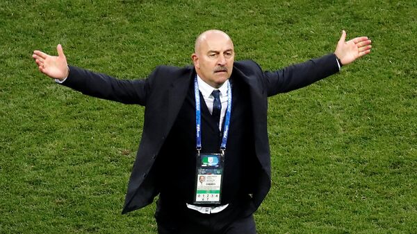 Stanislav Cherchésov, técnico de la selección rusa - Sputnik Mundo