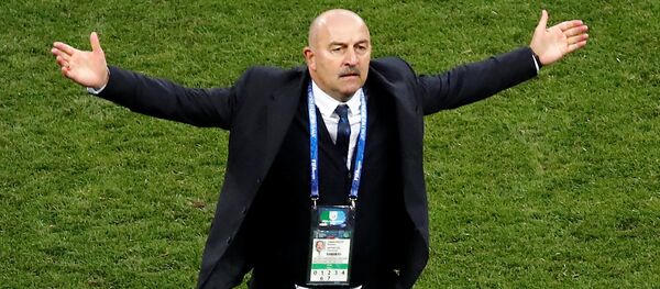 Stanislav Cherchésov, técnico de la selección rusa Stanislav Cherchésov, técnico de la selección rusa - Sputnik Mundo
