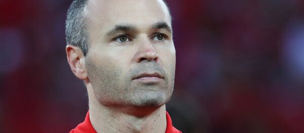 Andrés Iniesta, centro campista de la selección española - Sputnik Mundo