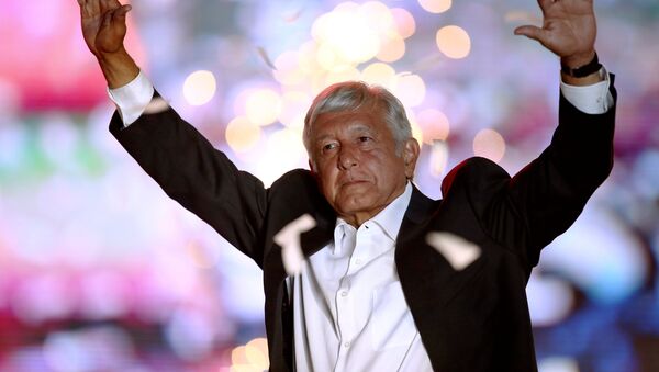 Andrés Manuel López Obrador, el candidato mexicano de izquierda para la presidencia de país - Sputnik Mundo