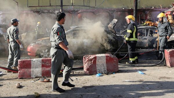El lugar del atentado terrorista en Jalalabad (Afganistán) - Sputnik Mundo