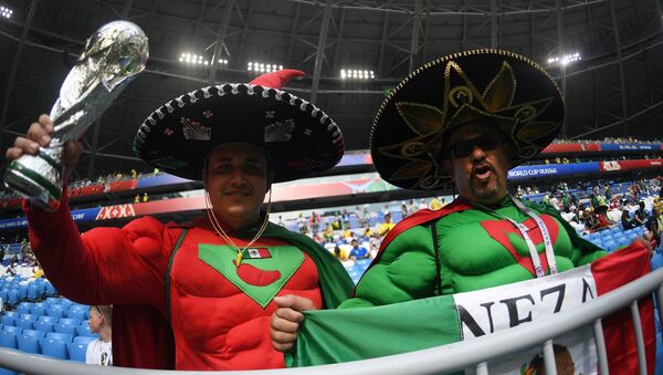 Hinchas mexicanos - Sputnik Mundo