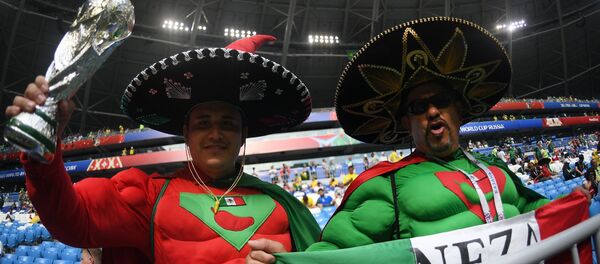 Hinchas mexicanos - Sputnik Mundo