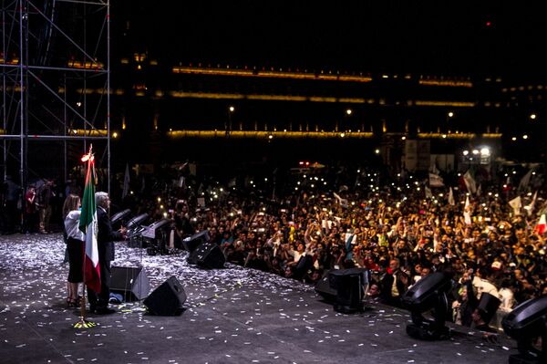 AMLO durante su discurso de victoria - Sputnik Mundo