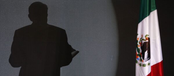 La sombre del presidente electo de México, Andrés Manuel López Obrador - Sputnik Mundo