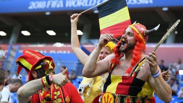 Hinchas de Bélgica - Sputnik Mundo