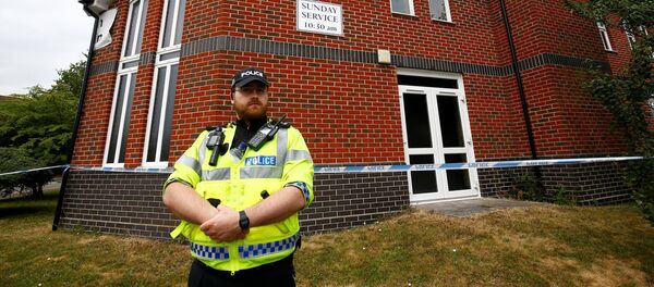 Policía británica en Amesbury, Reino Unido - Sputnik Mundo