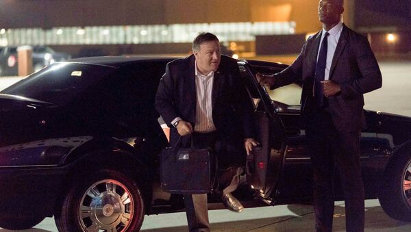 Mike Pompeo, secretario de Estado de EEUU arriba a Corea del Norte - Sputnik Mundo