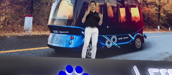 El microbus chino Apolong - Sputnik Mundo