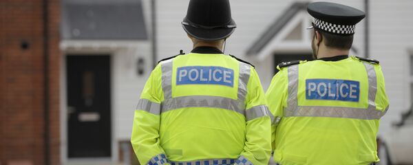 Policía en Amesbury, Reino Unido - Sputnik Mundo