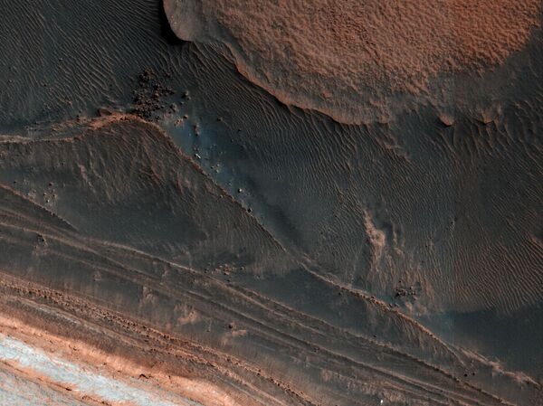 Depósitos estratificados del Polo Norte de Marte (25 de marzo de 2018) - Sputnik Mundo