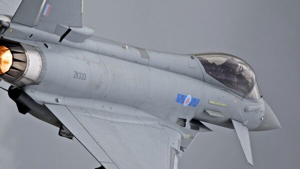 El europeo Eurofighter Typhoon, el caza mas moderno creado con participacion britanica (imagen referencial) - Sputnik Mundo