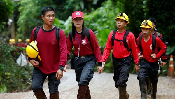 Rescatistas de Tailandia Rescatistas de Tailandia - Sputnik Mundo