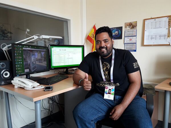 Ángel Molina en los estudios de Radio Sputnik - Sputnik Mundo