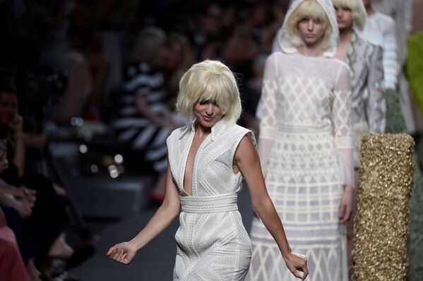 Moda para dormilones en Madrid - Sputnik Mundo