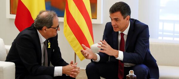 El presidente de la Generalitat, Quim Torra y el presidente del Gobierno español, Pedro Sánchez - Sputnik Mundo