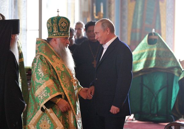 El presidente ruso, Vladímir Putin, visitó el monasterio de Valaam, en la república rusa de Karelia, para rendir homenaje a la memoria de los santos Herman y Sergio, fundadores del claustro. - Sputnik Mundo