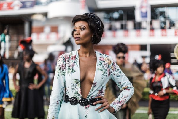 Una de las modelos del desfile de moda de Durban (Sudáfrica) - Sputnik Mundo