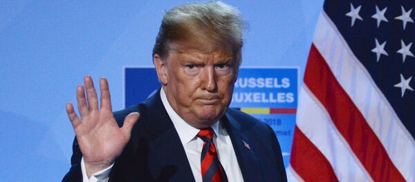 Donald Trump, presidente de EEUU, durante la cumbre de la OTAN - Sputnik Mundo