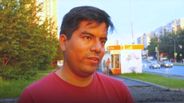 Giovanni Falcón, hincha peruano - Sputnik Mundo