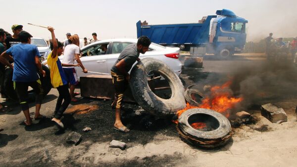 Protestas en Basora, Irak - Sputnik Mundo