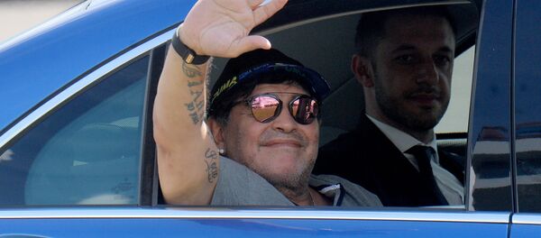 Diego Maradona llega a Bielorrusia Diego Maradona llega a Bielorrusia - Sputnik Mundo