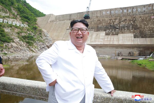 Kim Jong-un marca también el camino de la economía norcoreana - Sputnik Mundo