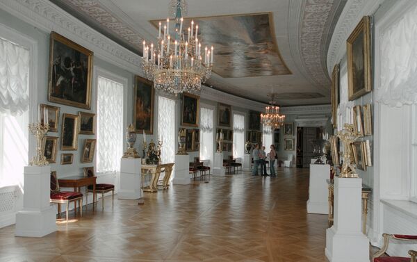 El palacio de Pávlovsk, en la región de San Petersburgo. El palacio de Pávlovsk, en la región de San Petersburgo. - Sputnik Mundo