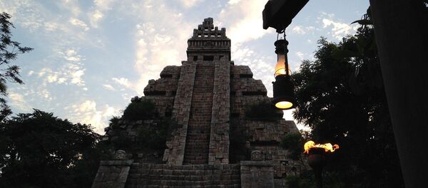 Una pirámide azteca, referencial - Sputnik Mundo