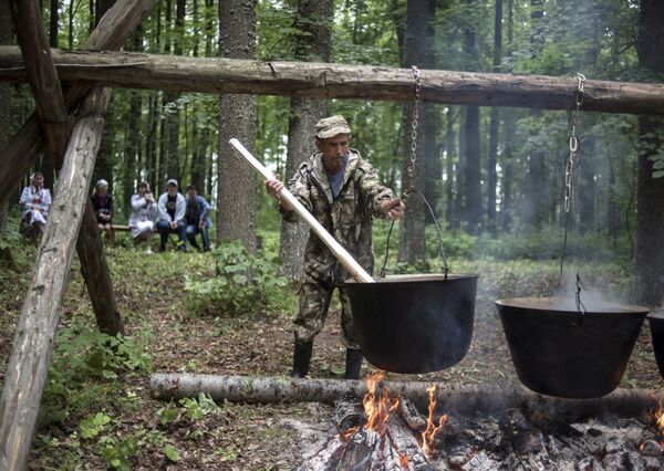 Los últimos paganos de Europa: costumbres y tradiciones del pueblo mari - Sputnik Mundo