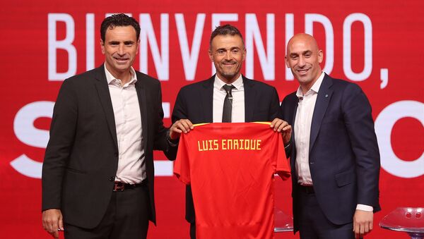 Presentación del nuevo seleccionador de España, Luis Enrique - Sputnik Mundo