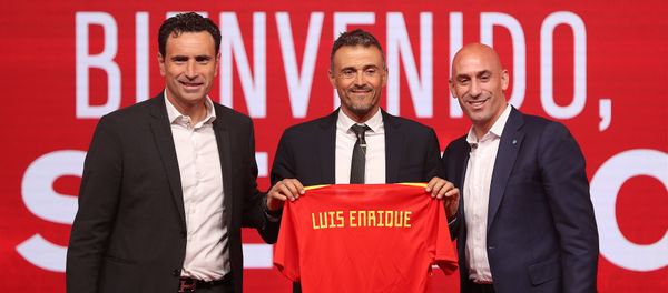 Presentación del nuevo seleccionador de España, Luis Enrique Presentación del nuevo seleccionador de España, Luis Enrique - Sputnik Mundo