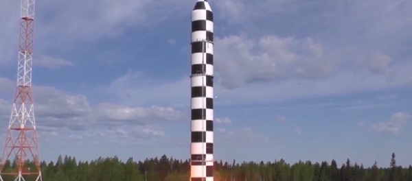 Rusia fortalece su seguridad militar con el sistema de misiles Sarmat Rusia fortalece su seguridad militar con el sistema de misiles Sarmat - Sputnik Mundo