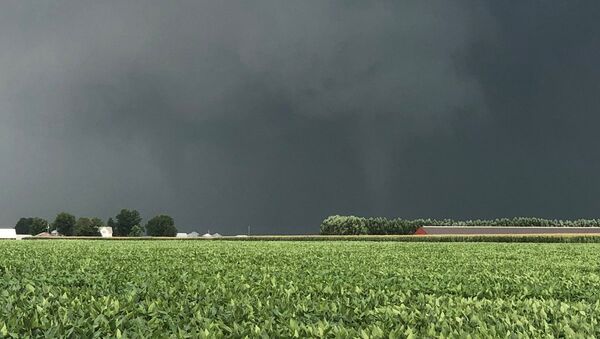 Un tornado devastador en Iowa - Sputnik Mundo