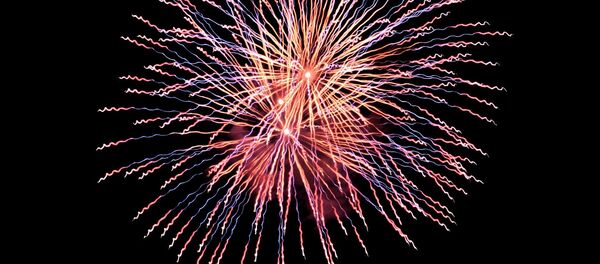 Fuegos artificiales (imagen referencial) - Sputnik Mundo