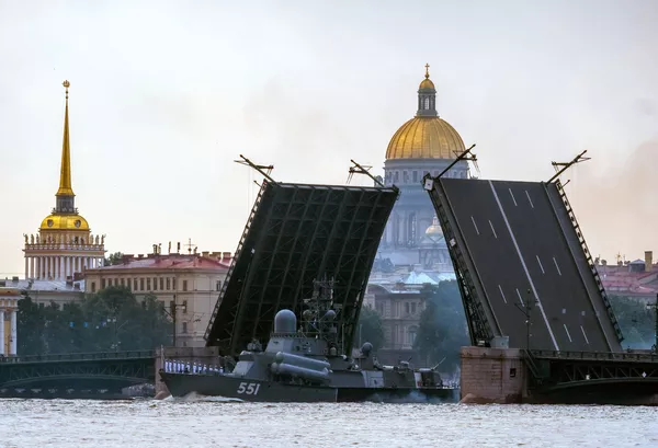 Ensayo del desfile por el Día de la Armada de Rusia, en fotos Ensayo del desfile por el Día de la Armada de Rusia, en fotos - Sputnik Mundo