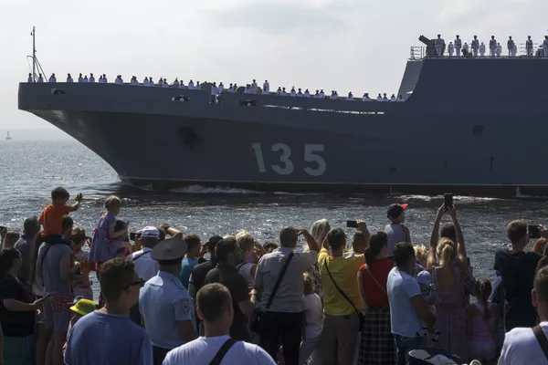 Ensayo del desfile por el Día de la Armada de Rusia, en fotos Ensayo del desfile por el Día de la Armada de Rusia, en fotos - Sputnik Mundo
