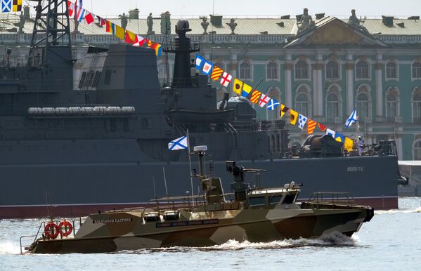 Ensayo del desfile por el Día de la Armada de Rusia, en fotos - Sputnik Mundo