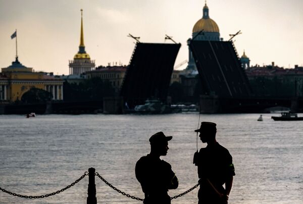 Ensayo del desfile por el Día de la Armada de Rusia, en fotos - Sputnik Mundo