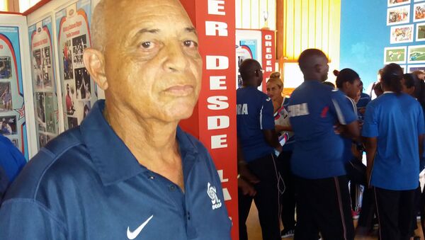 El veterano futbolista cubano Antonio Garcés Segura - Sputnik Mundo