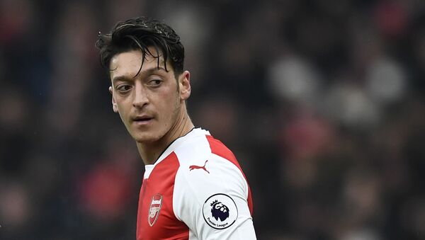 Mediocampista del FC Arsenal, Mesut Ozil - Sputnik Mundo