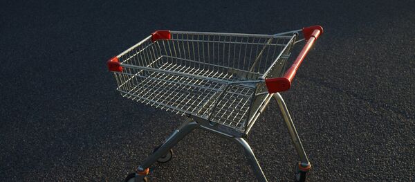 Un carro de supermercado - Sputnik Mundo