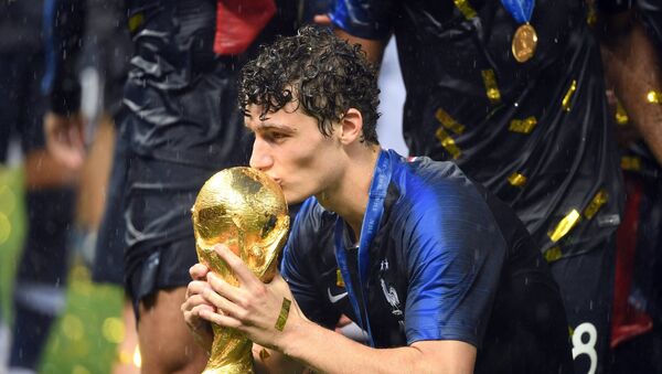 Benjamin Pavard, el defensa francés - Sputnik Mundo