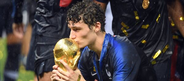 Benjamin Pavard, el defensa francés - Sputnik Mundo