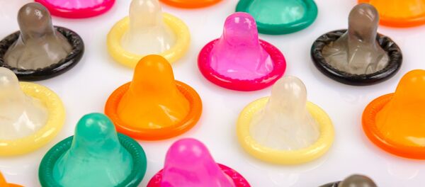 Preservativos de colores - Sputnik Mundo