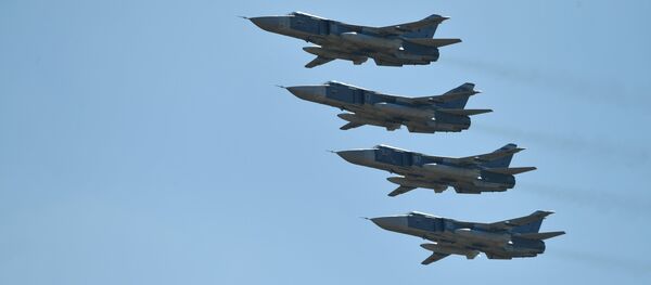 Los aviones Su-24 - Sputnik Mundo